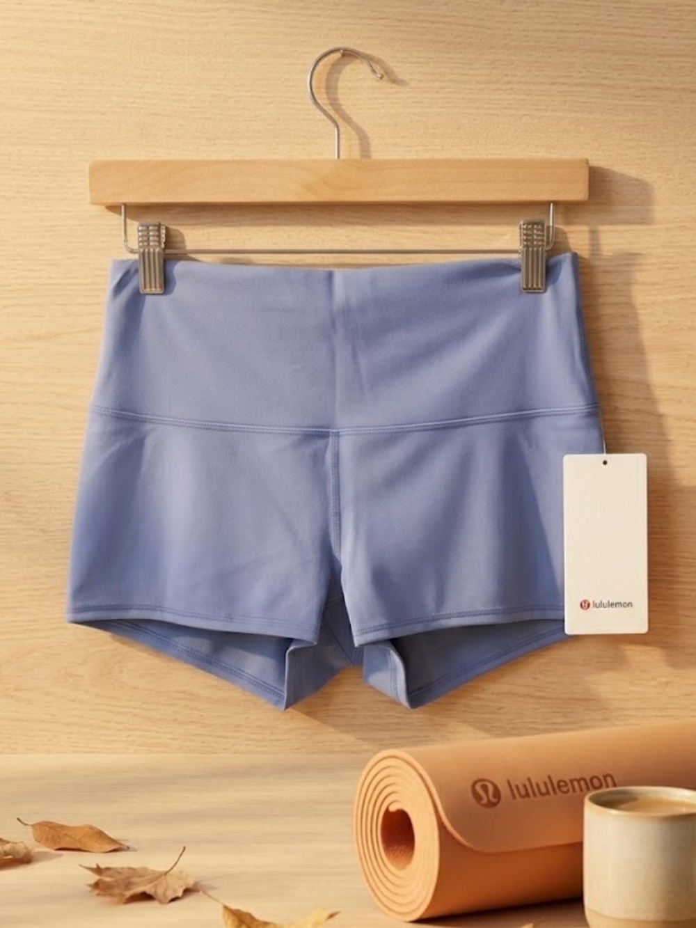 🍋 NWT Lululemon Wunder Train High-Rise Short 2" - Size 10